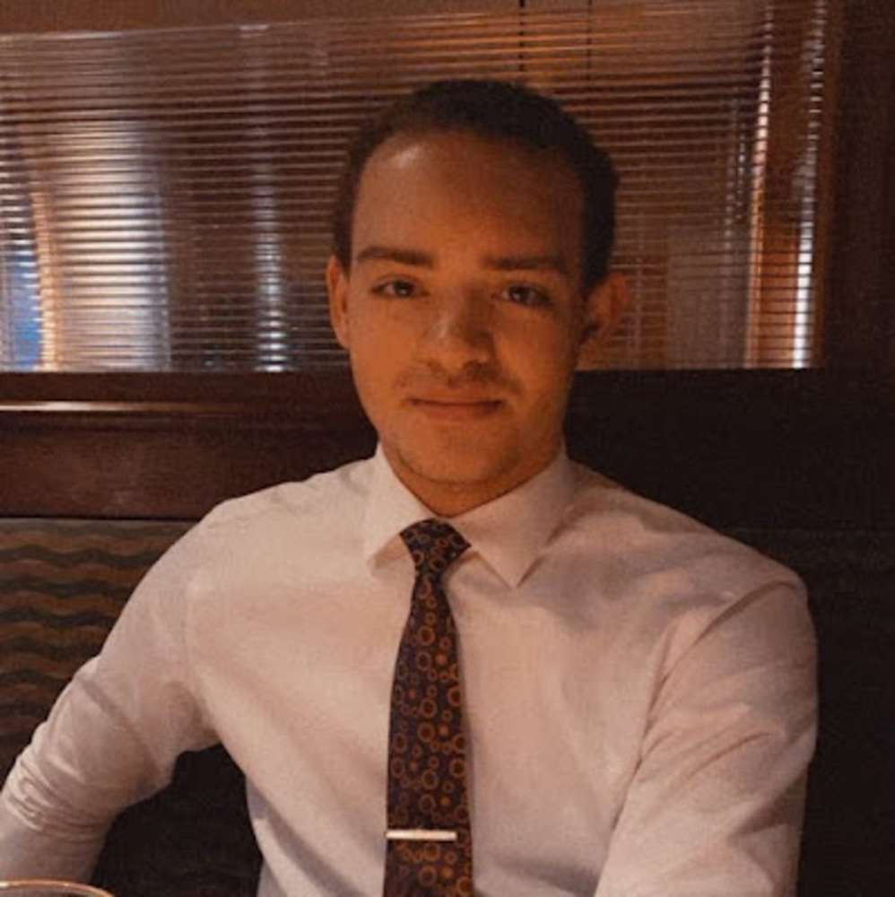 Meet your Posher, Ethan